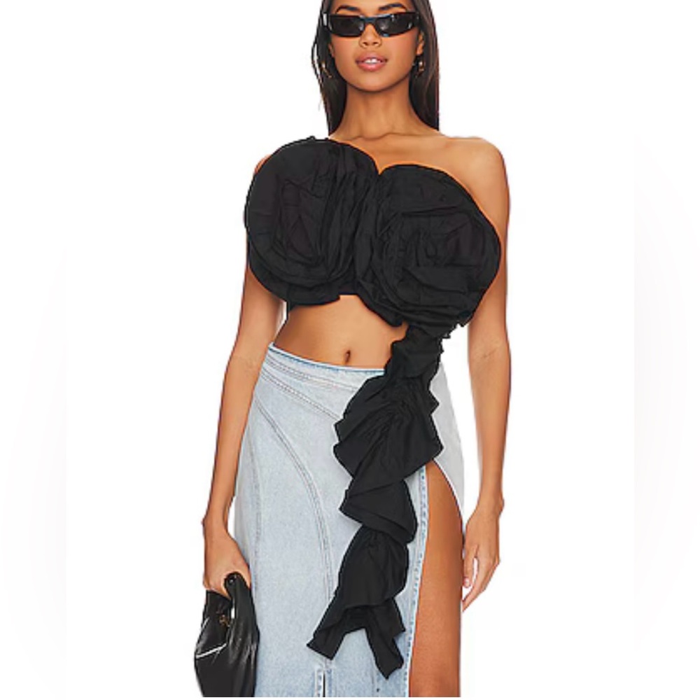 Suvi Top in Black - NBD - REVOLVE - size SMALL